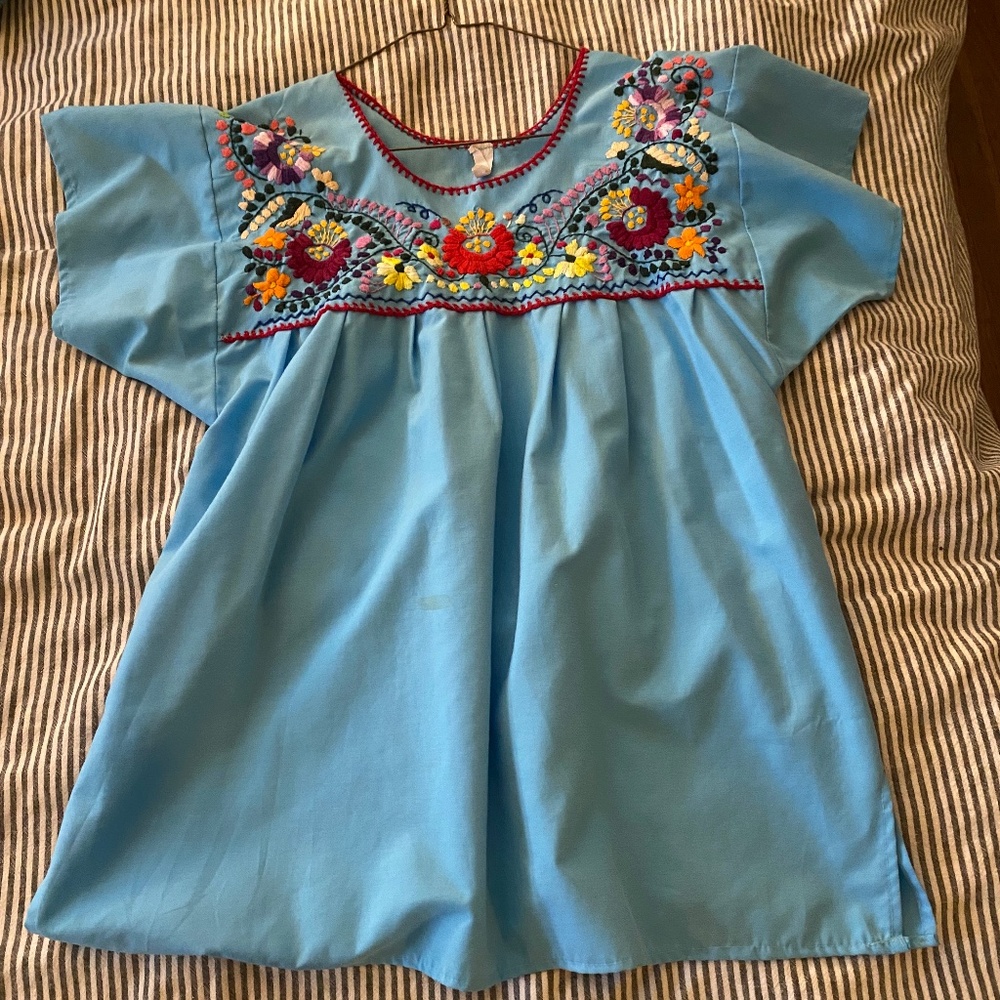 Embroidered blouse - Picture 1 of 3